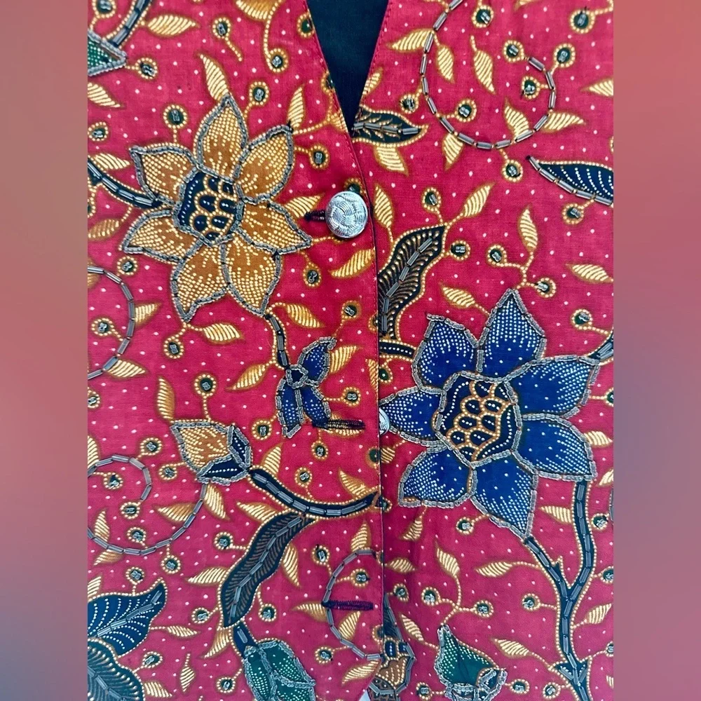 Vintage 80’s/90’s Theo Red Floral Vest Size Medium - Picture 2 of 5